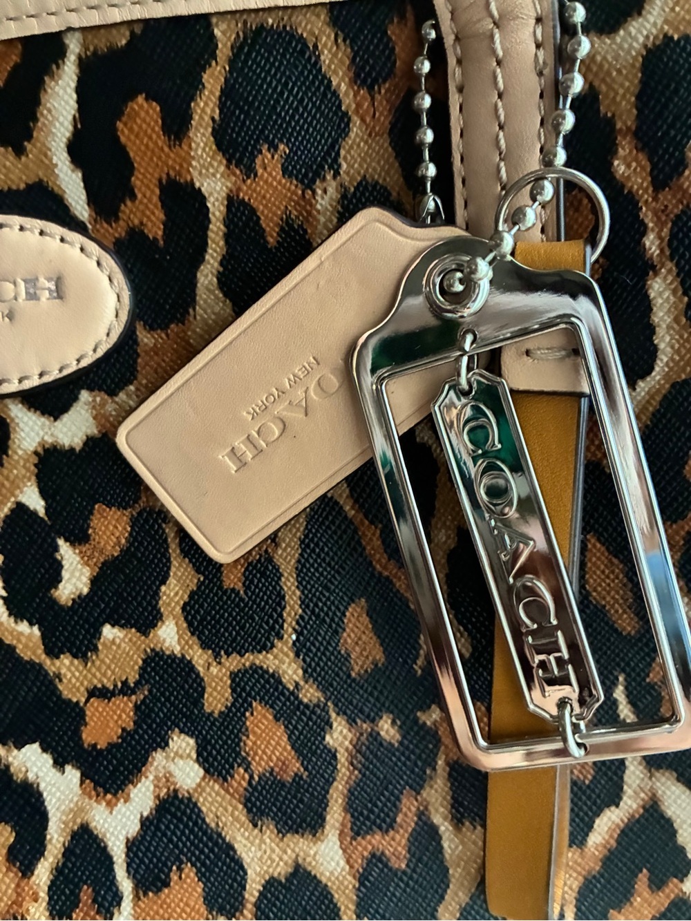 COACH BAG Authentic - Picture 12 of 14
